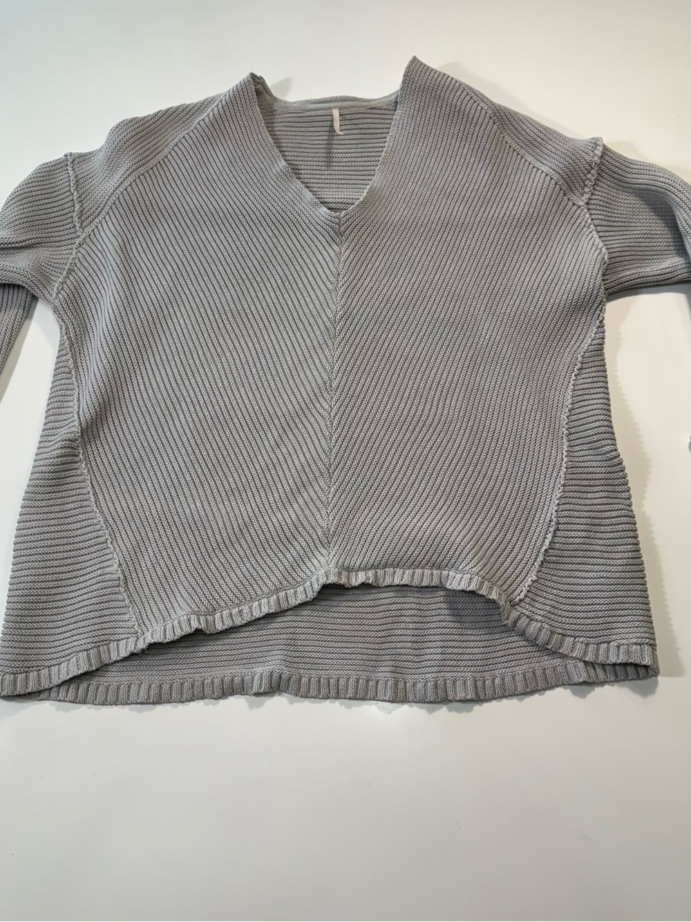 Free People 100% Cotton V-Neck Oversized Sweater in Gray Size Small - Picture 2 of 8